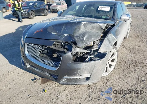 2019 Jaguar Xj Xj50 V6/Xjl Portfolio из США, поврежденный, VIN SAJWJ2GD0K8W21031